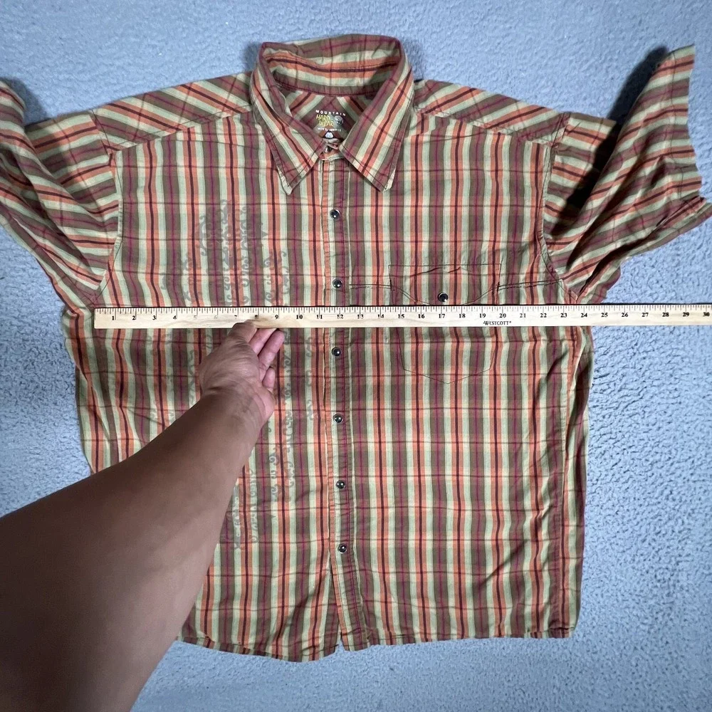Mountain Hardwear‎ Shirt Mens XL Brown Outdoor Button Up Pocket Casual Preppy
